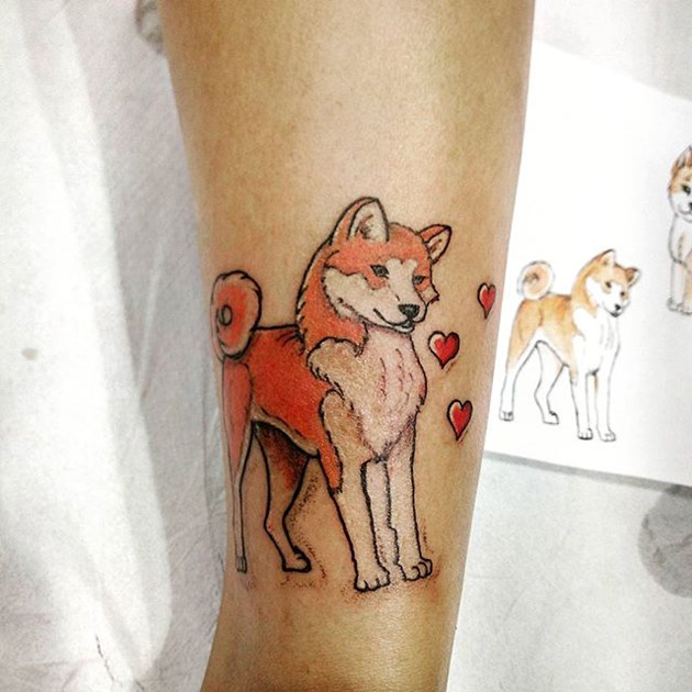 Hình xăm chó Akita Inu: ... trên cánh tay, ngộ nghĩnh và dễ thương theo phong cách hoạt hình Anime